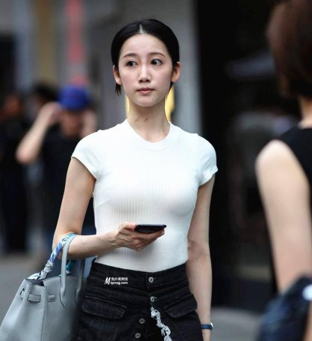 dy粉丝 社交媒体运营与数字营销资讯平台